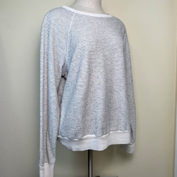 Universal Thread Cream and Grey Striped Long Sleeve Knit Sweatshirt Size Small - Picture 2 of 8